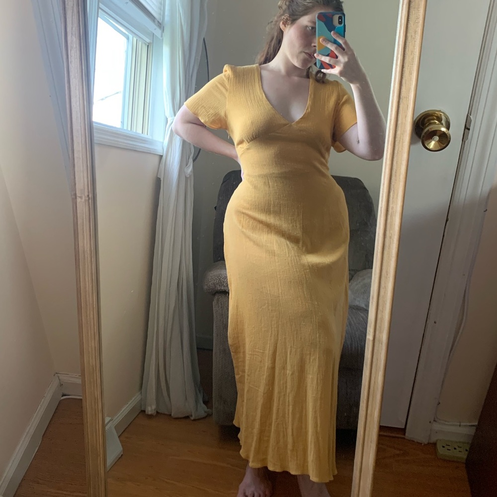 Cloud Hunter Midi Dress